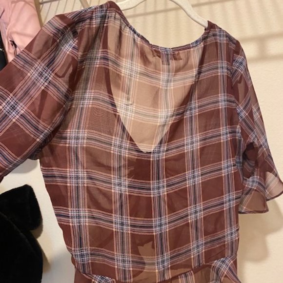 Everybody Talks LF Stores Plaid Blouse with Tie - Picture 4 of 5